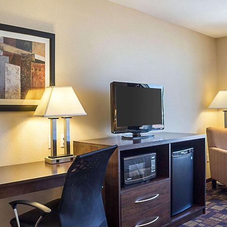 מינוט Quality Inn & Suites מראה חיצוני תמונה