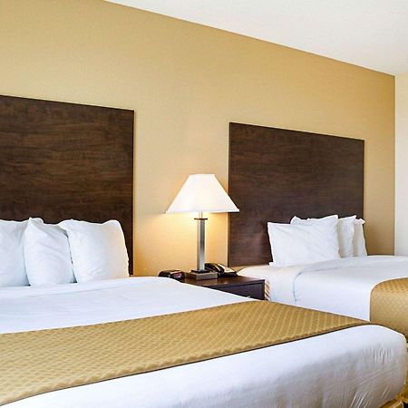 מינוט Quality Inn & Suites מראה חיצוני תמונה