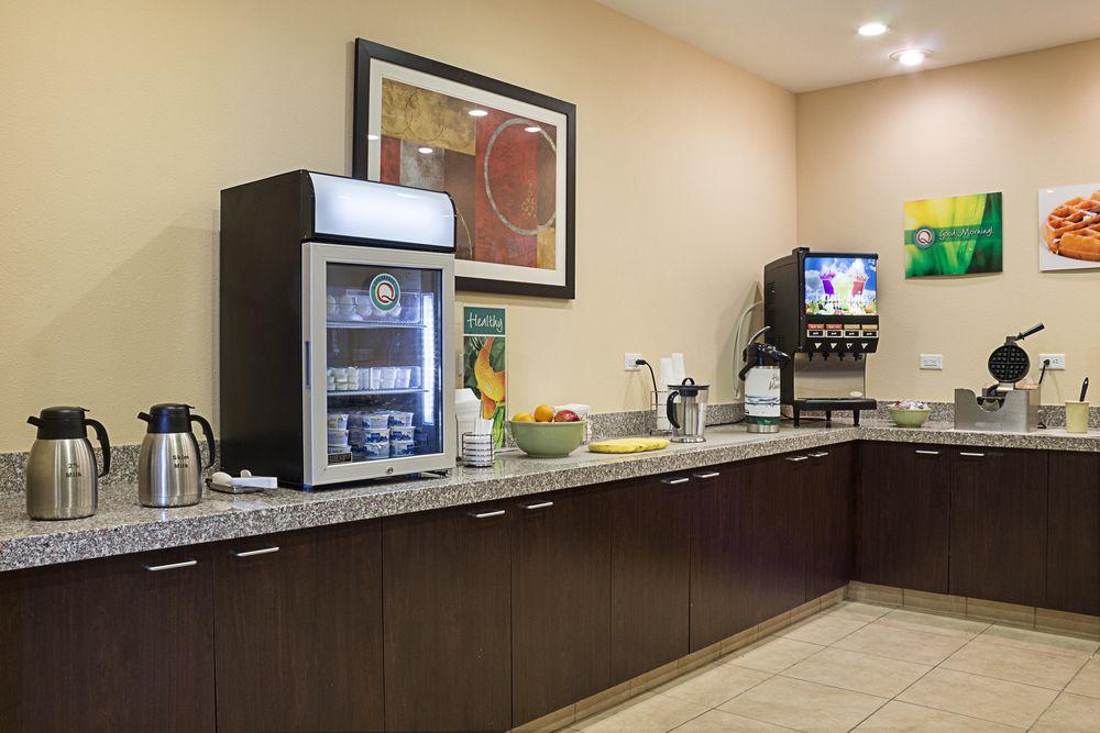 מינוט Quality Inn & Suites מראה חיצוני תמונה