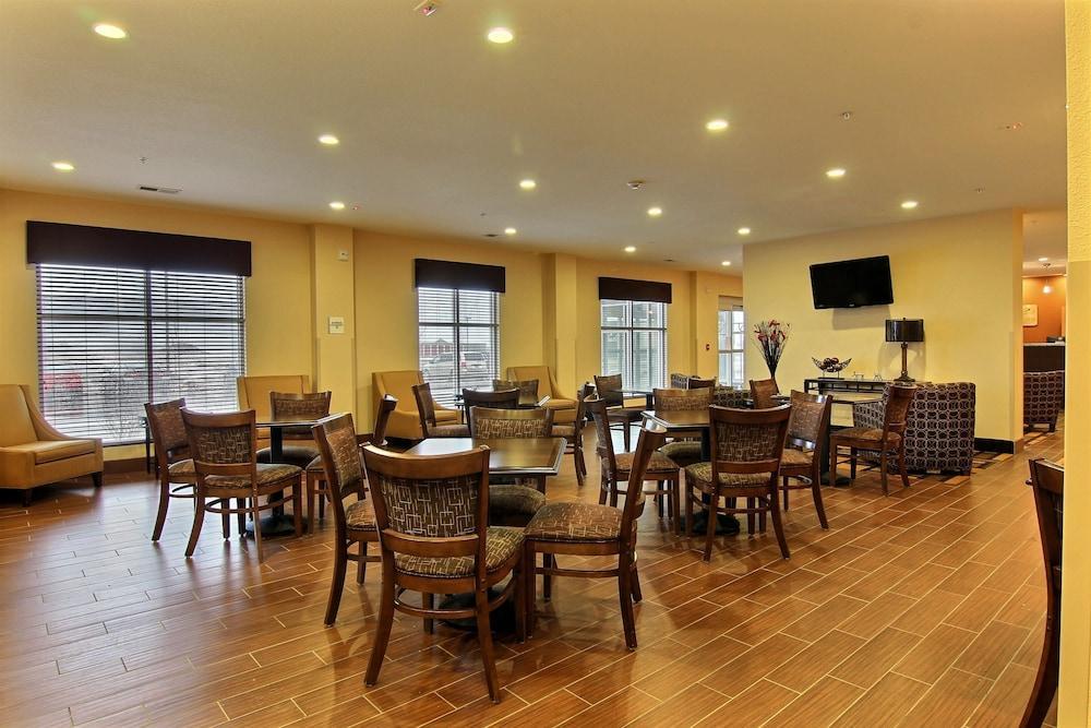 מינוט Quality Inn & Suites מראה חיצוני תמונה