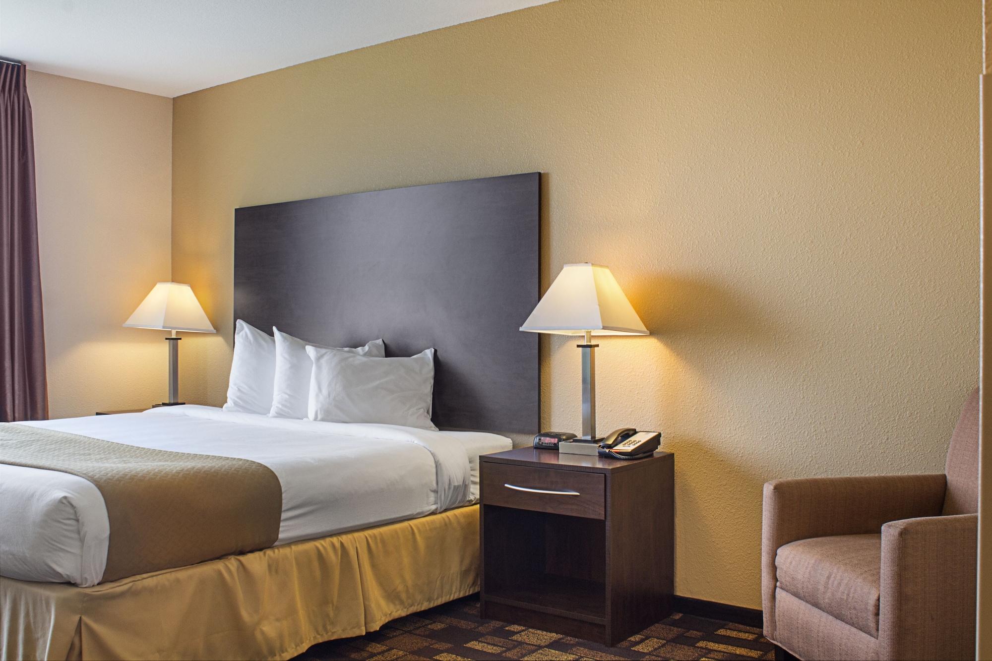 מינוט Quality Inn & Suites מראה חיצוני תמונה