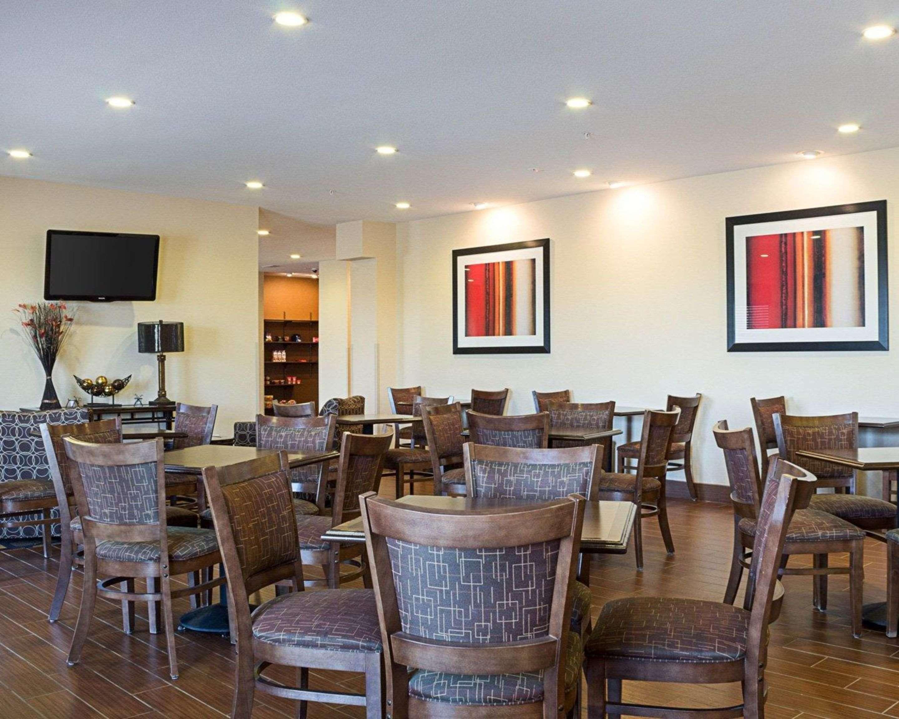 מינוט Quality Inn & Suites מראה חיצוני תמונה