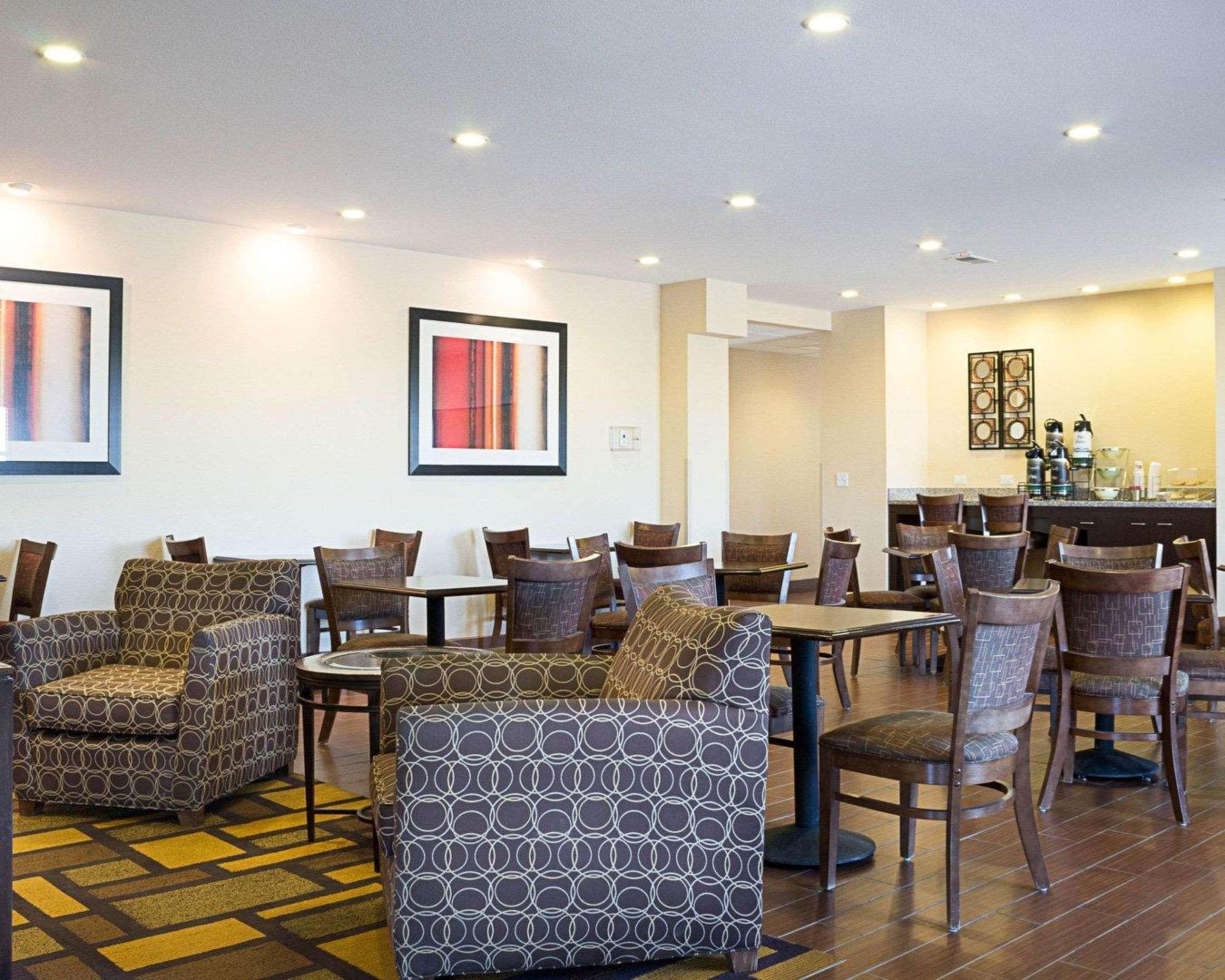 מינוט Quality Inn & Suites מראה חיצוני תמונה
