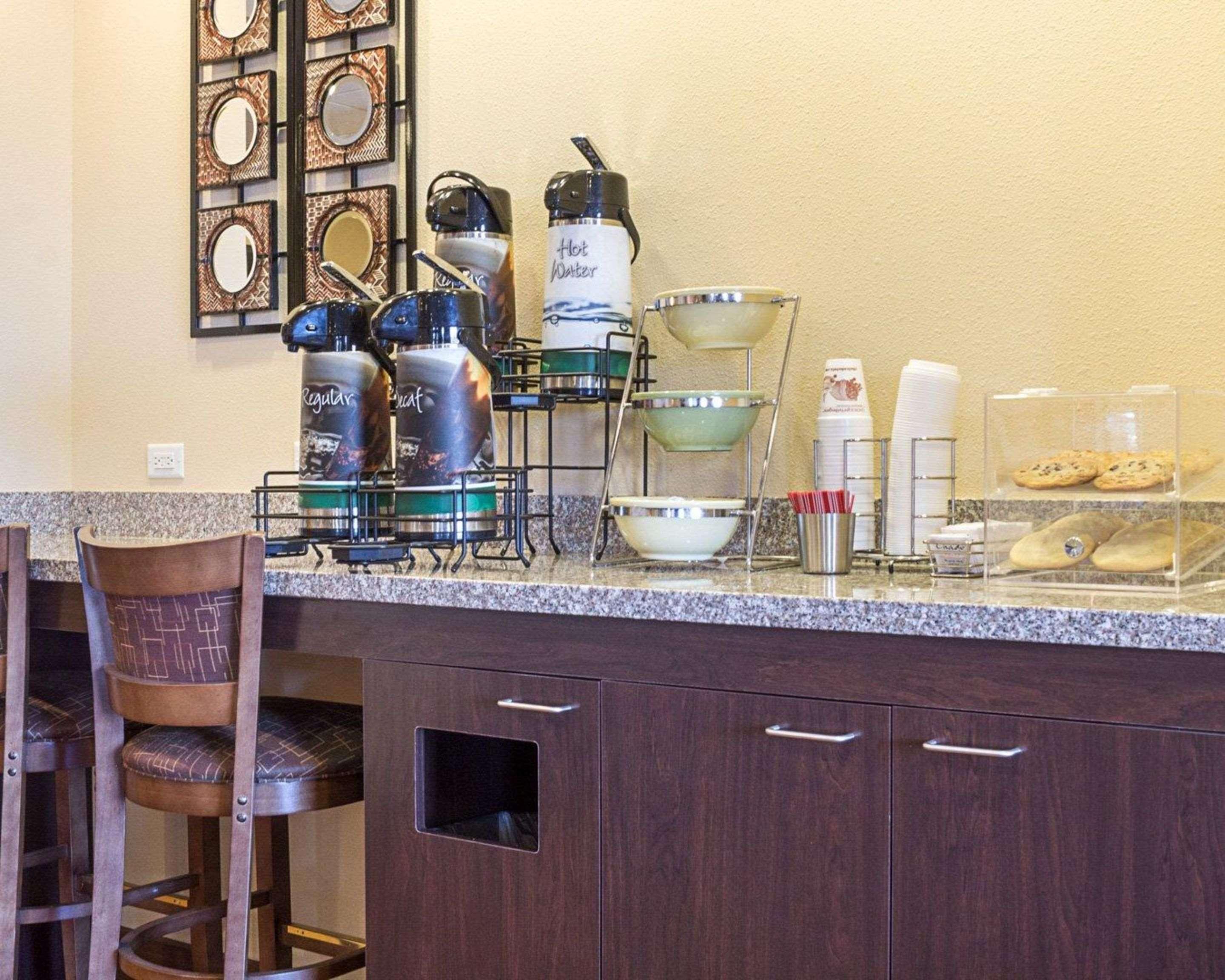 מינוט Quality Inn & Suites מראה חיצוני תמונה