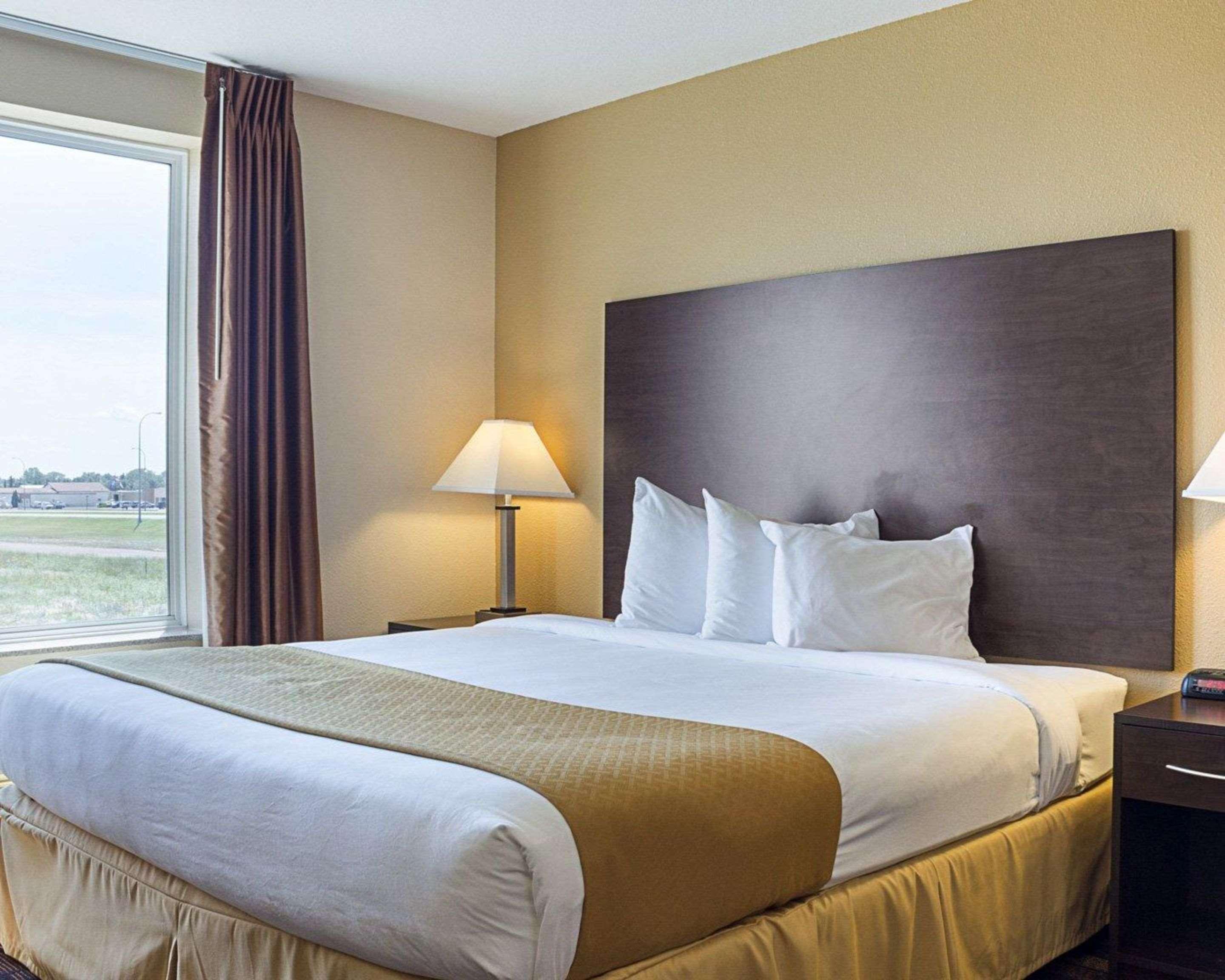 מינוט Quality Inn & Suites מראה חיצוני תמונה