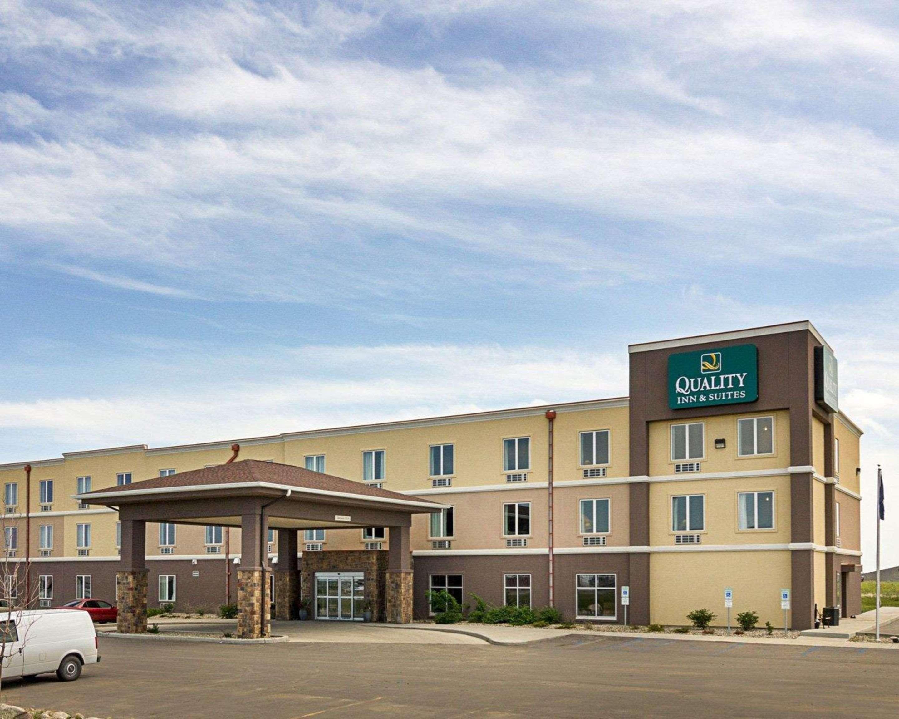 מינוט Quality Inn & Suites מראה חיצוני תמונה