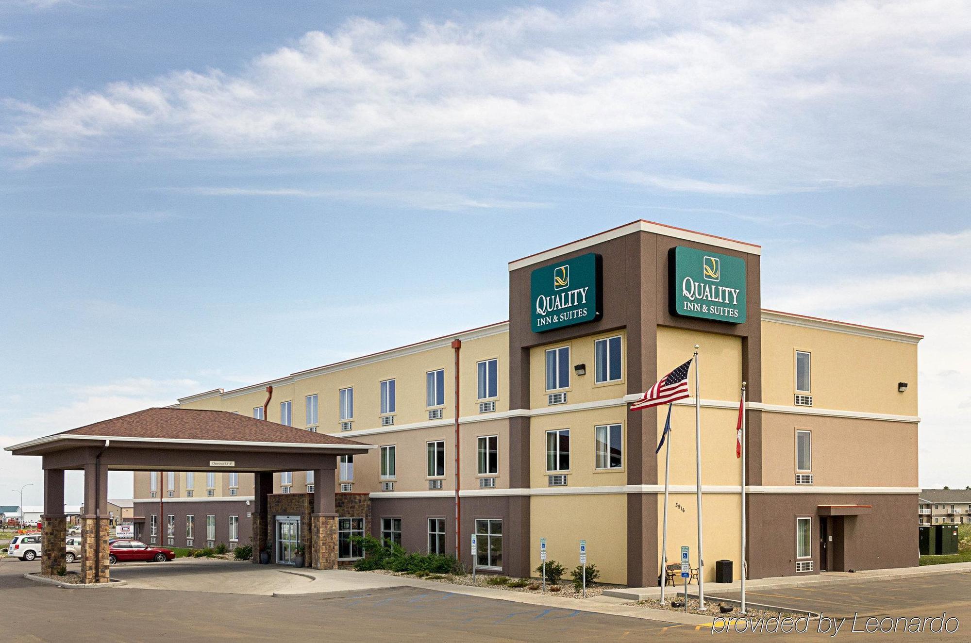 מינוט Quality Inn & Suites מראה חיצוני תמונה